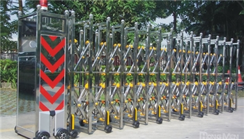 不銹鋼電動伸縮門_平頭標(biāo)準(zhǔn)門