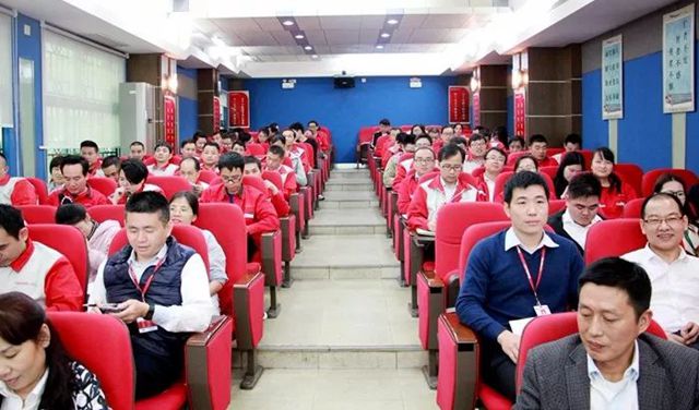 培訓(xùn)現(xiàn)場(chǎng).jpg 培訓(xùn)現(xiàn)場(chǎng).jpg