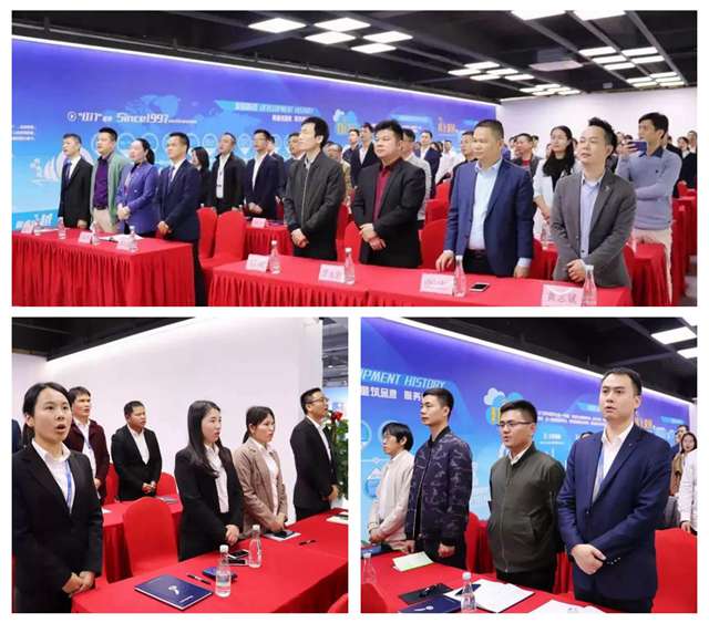 簽約儀式現(xiàn)場(chǎng).jpg 簽約儀式現(xiàn)場(chǎng).jpg